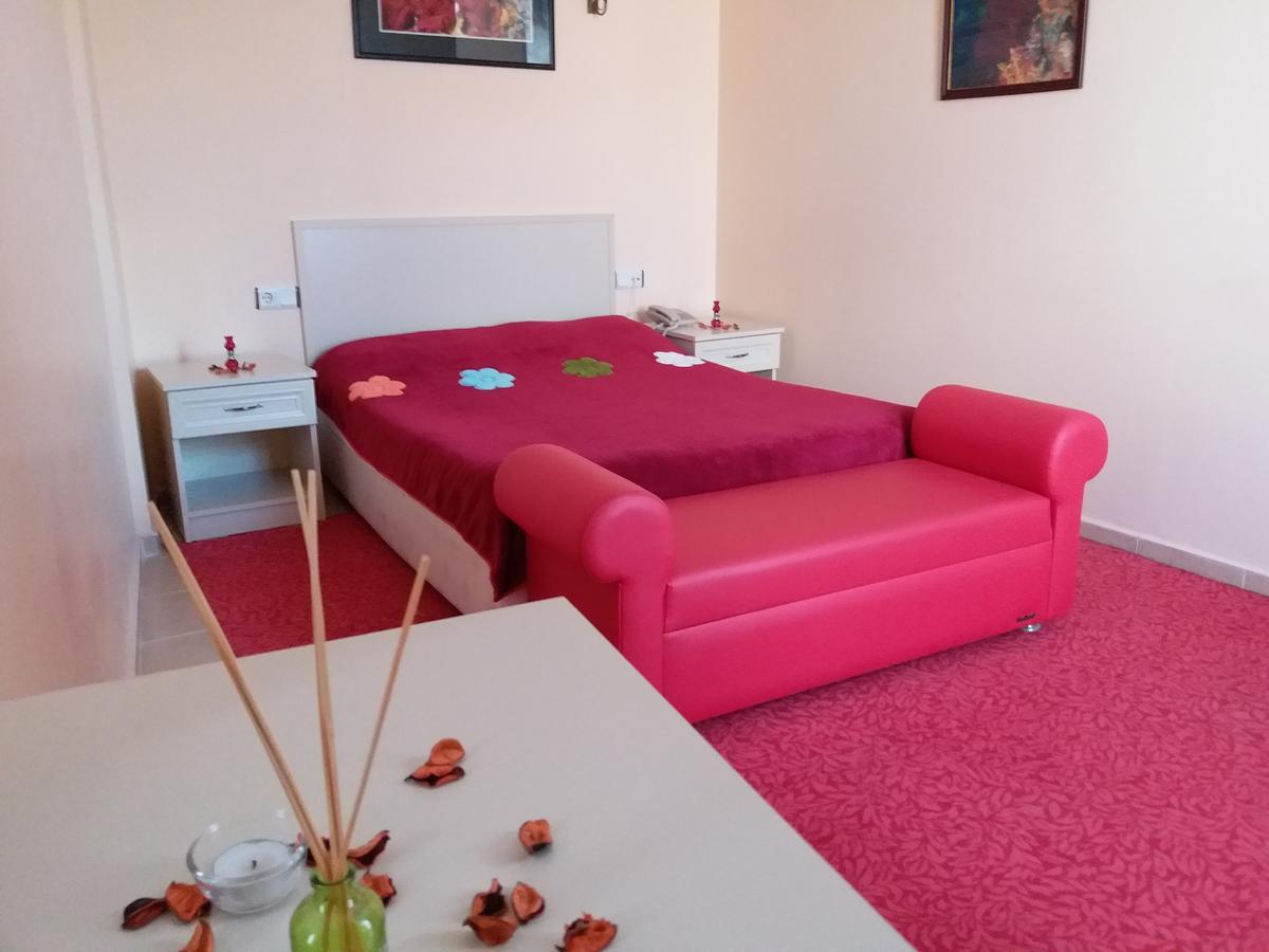 Sualti Hotel Ayvalı Rum bild